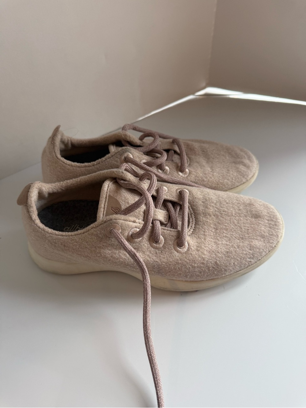 ALLBIRDS light weight classic Neutral Wool Casual Sneakers - Beige 7 - Picture 3 of 6